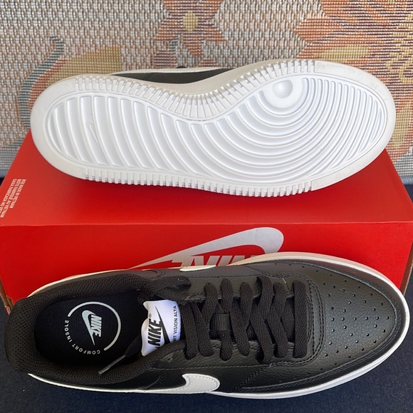 Nike WMNS Court Vision Alta
Black/White
Women's Athletic Shoes
Style DM0113-002 - Picture 3 of 16